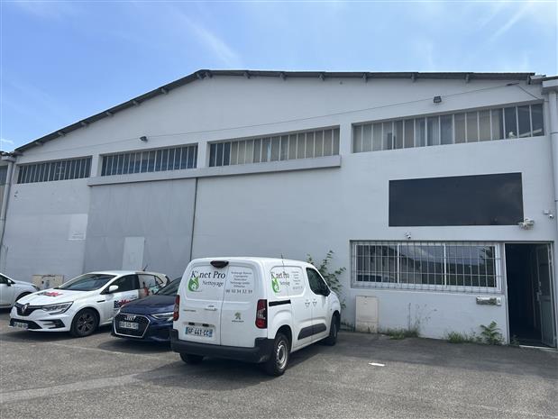 Local d'activités Location 69150 DECINES CHARPIEU 70-74 AVENUE DES BRUYERES
