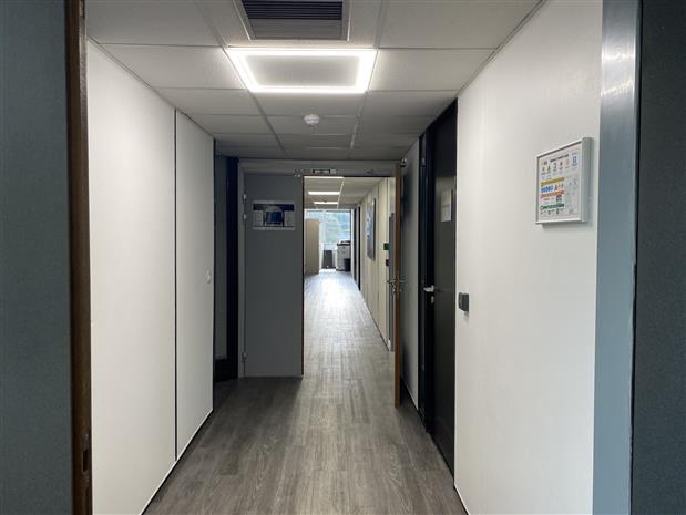 Local d'activités Location 91940 LES ULIS