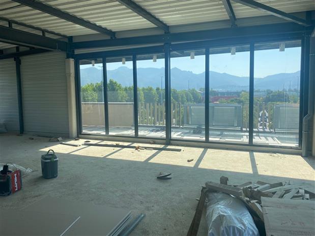 Commerce Location 13400 AUBAGNE
