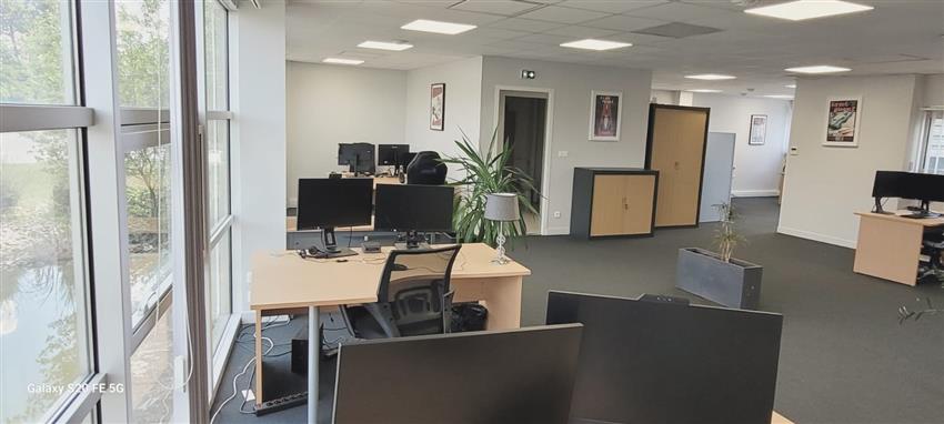 Bureau Location 33700 MERIGNAC