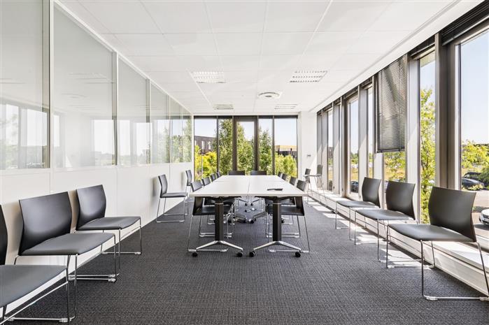 Bureau Location 59810 LESQUIN