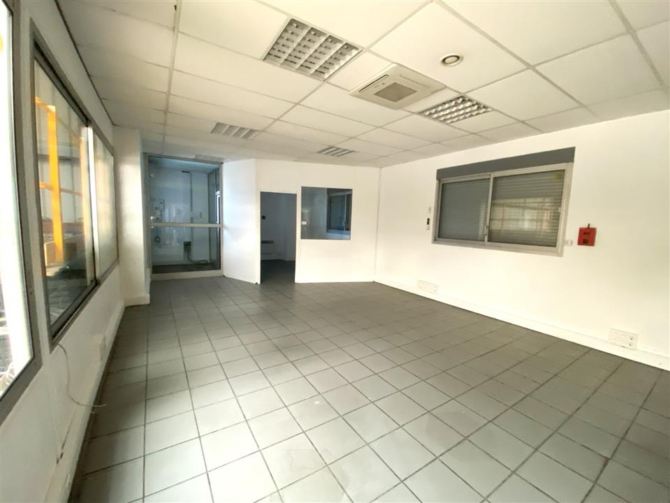 Local d'activités Location 31200 TOULOUSE