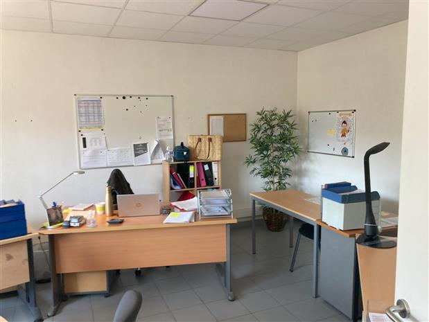 Bureau Location 83130 LA GARDE
