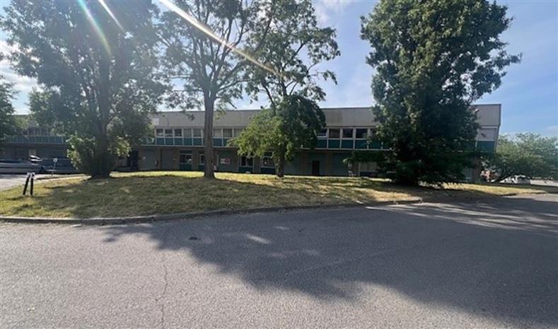 Entrepôt / Local d'activités Location 95610 ERAGNY SUR OISE
