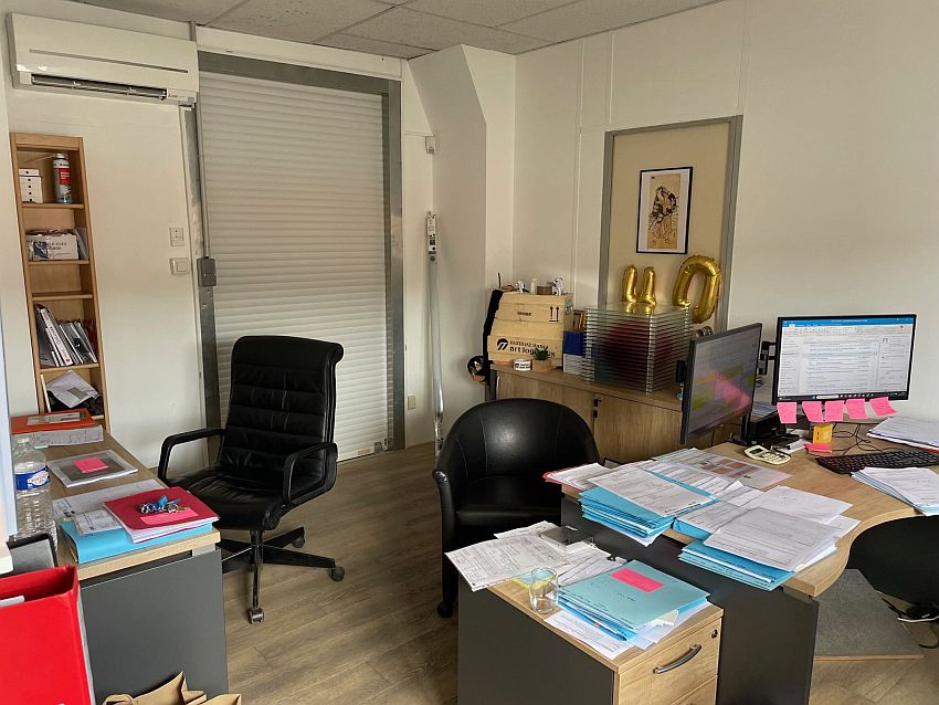 Local d'activités Location 06700 ST LAURENT DU VAR