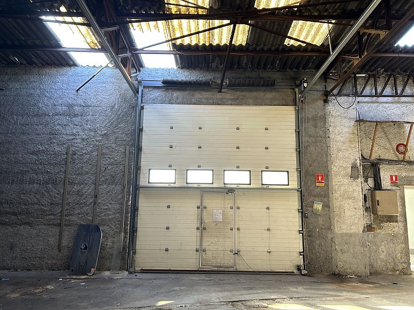 Local d'activités Vente 69800 ST PRIEST 344 ROUTE DE GRENOBLE