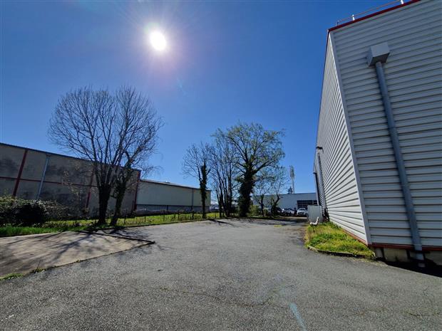 Local d'activités Vente/Location 69570 DARDILLY