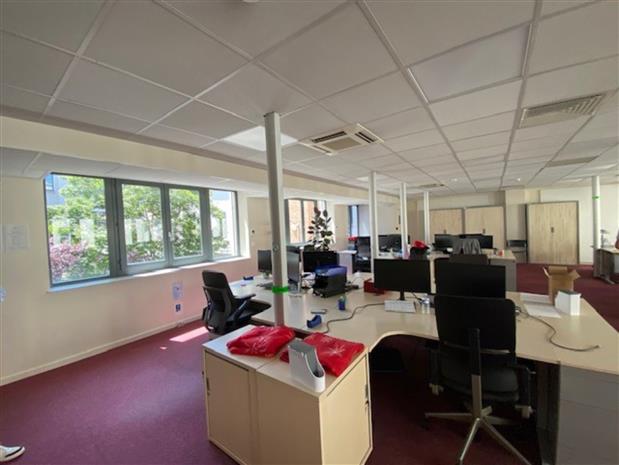 Bureau Vente 69007 LYON 37-39 AVENUE JEAN JAURES