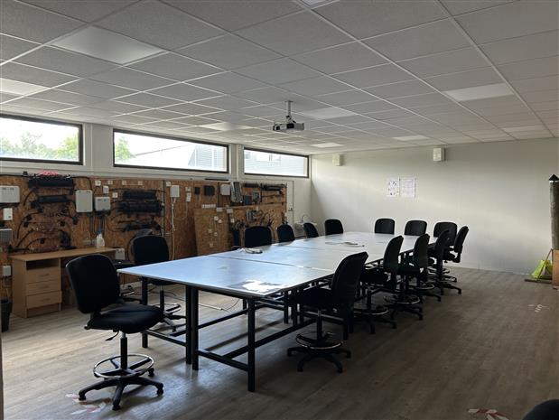 Local d'activités Vente 69480 AMBERIEUX D'AZERGUES 200 RUE MARIO ET MONIQUE