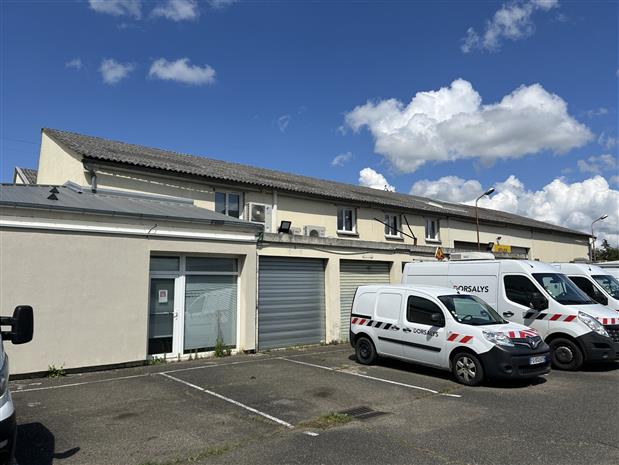 Local d'activités Vente 69480 AMBERIEUX D'AZERGUES 200 RUE MARIO ET MONIQUE