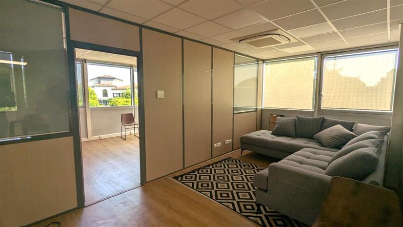 Bureau Vente 31670 LABEGE 1149 VOIE LA PYRENEENNE