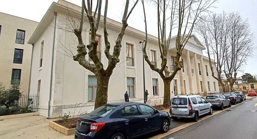 Chargement de l'image...