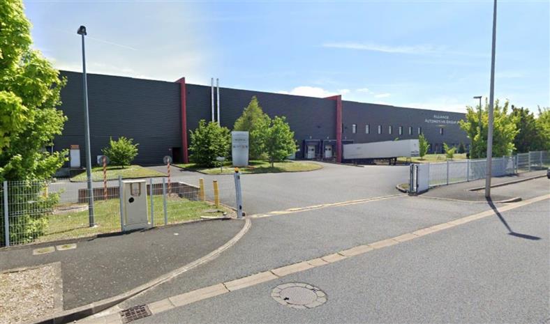 Entrepôt / Local d'activités Location 41260 LA CHAUSSEE ST VICTOR