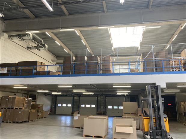 Entrepôt / Local d'activités Location 41260 LA CHAUSSEE ST VICTOR