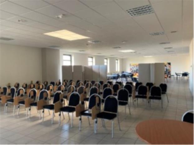 Entrepôt / Local d'activités Location 41260 LA CHAUSSEE ST VICTOR