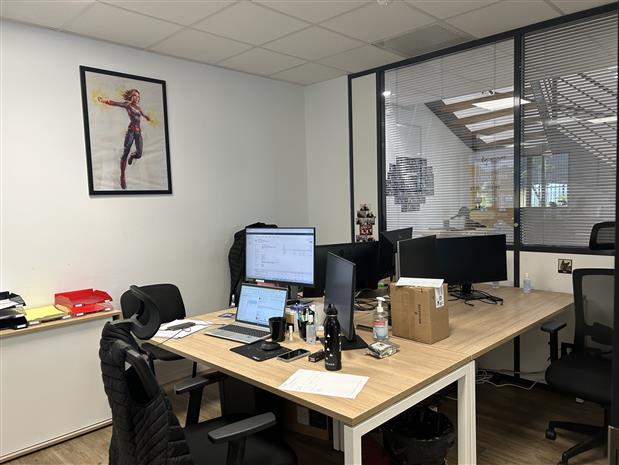 Local d'activités Location 69800 ST PRIEST 11 RUE JEAN CARMET