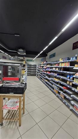Commerce Location 59223 RONCQ