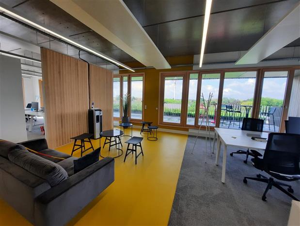 Bureau Location 59260 LEZENNES