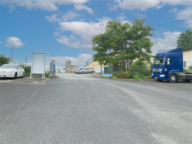 Local d'activités Location 36100 ISSOUDUN