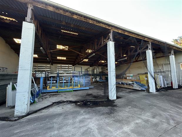 Local d'activités Vente 69720 ST BONNET DE MURE 21 CHEMIN DE CHANAY