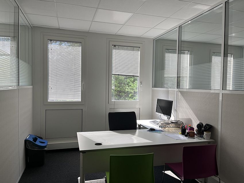 Bureau Location 06560 VALBONNE