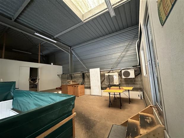 Local d'activités Vente/Location 92320 CHATILLON