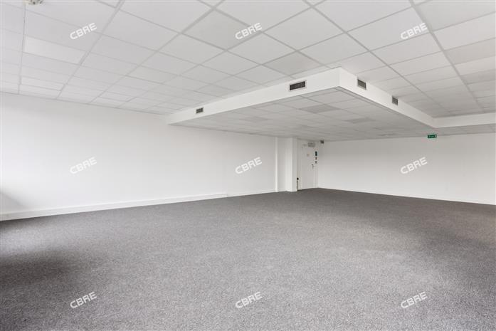 Bureau Location 92210 ST CLOUD 1-436 RUE ROYALE