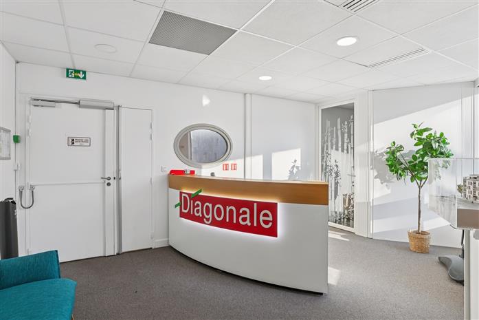 Bureau Location 75017 PARIS 8 RUE BERNARD BUFFET