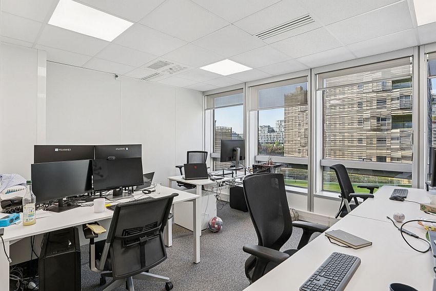 Bureau Location 75017 PARIS 8 RUE BERNARD BUFFET