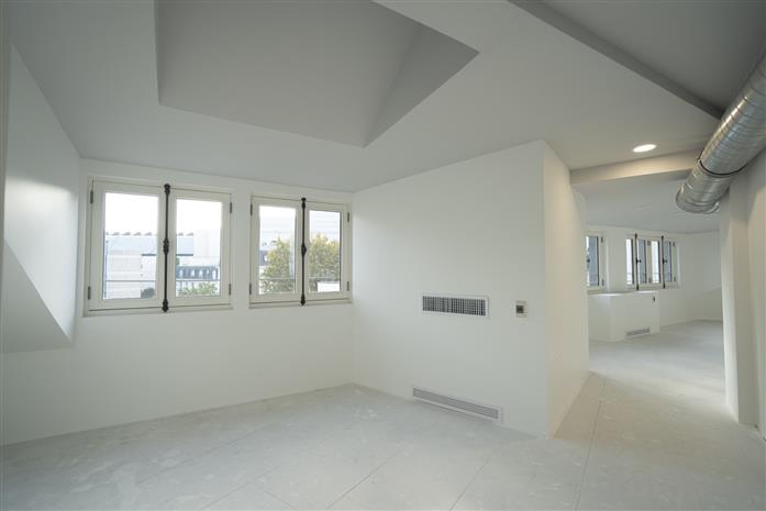 Bureau Location 75012 PARIS 47 RUE DE CHARENTON