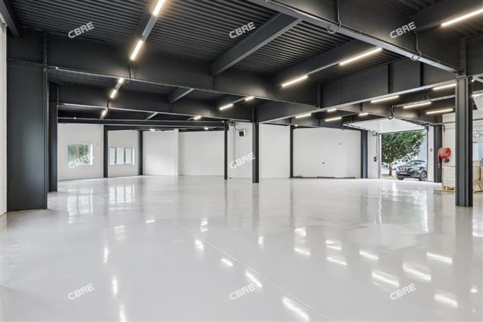 Local d'activités Location 94200 IVRY SUR SEINE