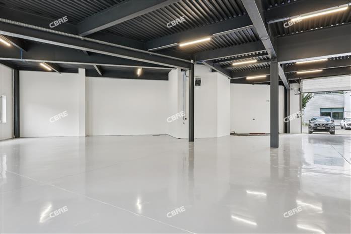 Local d'activités Location 94200 IVRY SUR SEINE