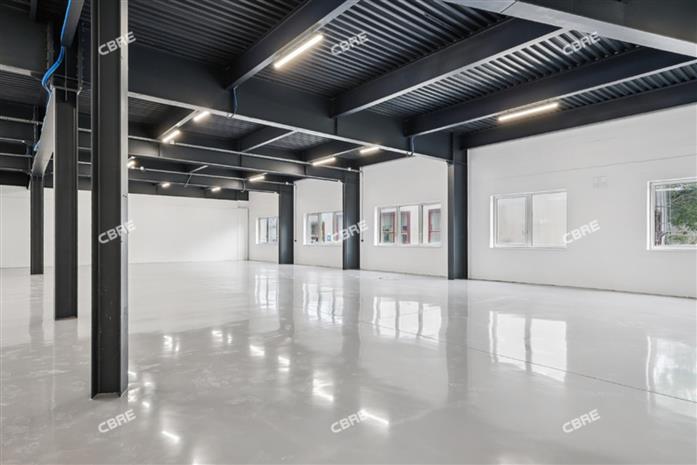 Local d'activités Location 94200 IVRY SUR SEINE