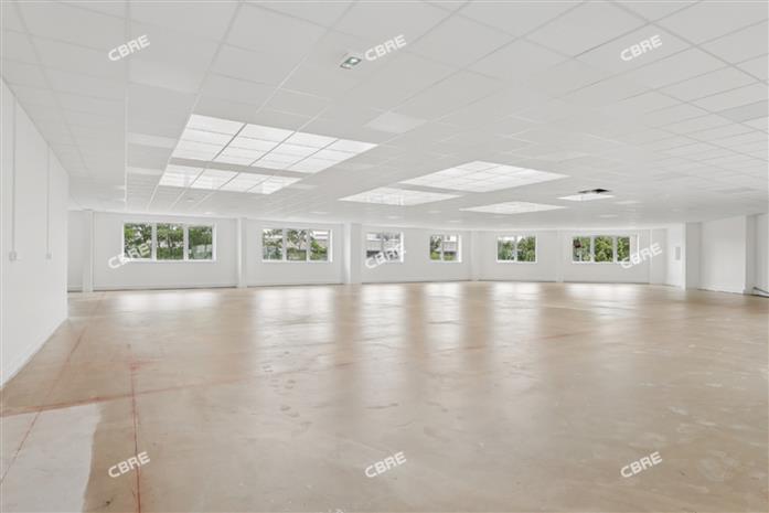 Local d'activités Location 94200 IVRY SUR SEINE