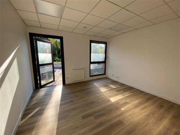 Bureau Location 35760 ST GREGOIRE