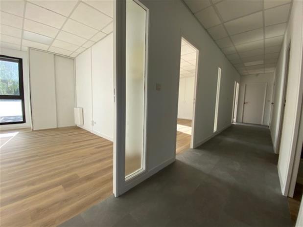 Bureau Location 35760 ST GREGOIRE