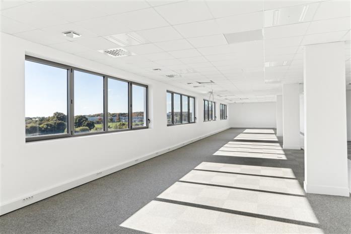 Bureau Vente/Location 44800 ST HERBLAIN 6-6BIS RUE VICTOR SCHOELCHER