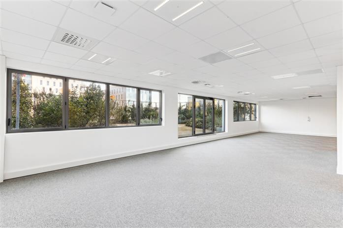 Bureau Vente/Location 44800 ST HERBLAIN 6-6BIS RUE VICTOR SCHOELCHER