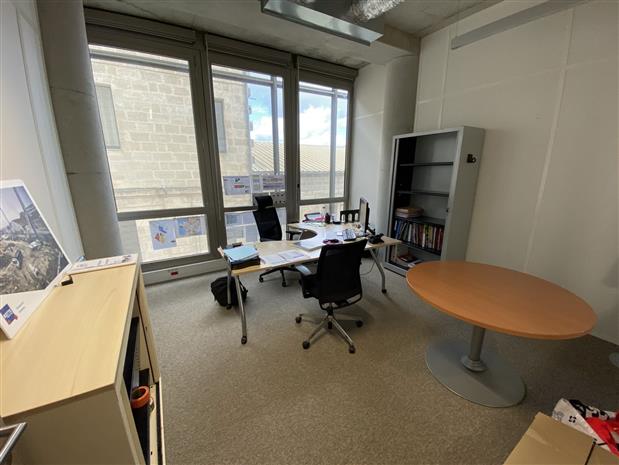 Bureau Location 33800 BORDEAUX 51-55 QUAI DE PALUDATE