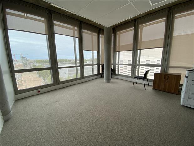 Bureau Location 33800 BORDEAUX 51-55 QUAI DE PALUDATE