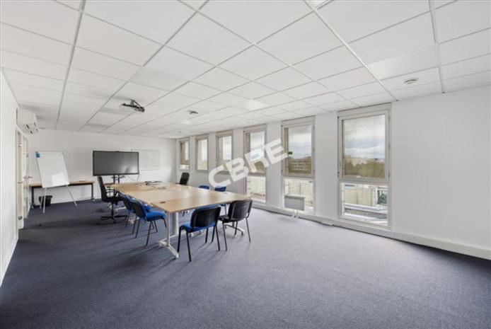 Bureau Location 78180 MONTIGNY LE BRETONNEUX