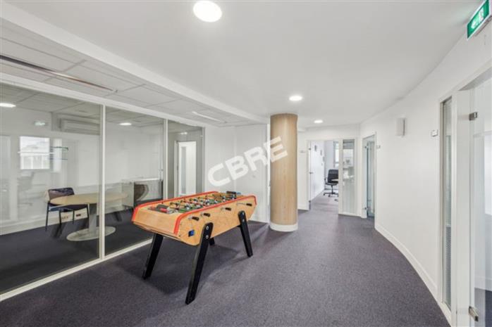 Bureau Location 78180 MONTIGNY LE BRETONNEUX