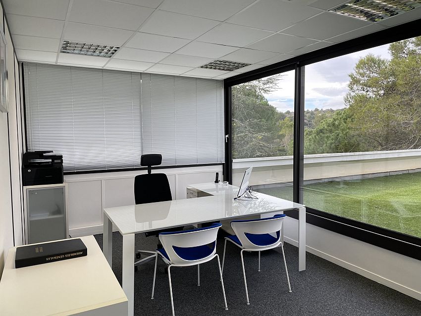 Bureau Vente 06560 VALBONNE 1 PLACE JOSEPH BERMOND