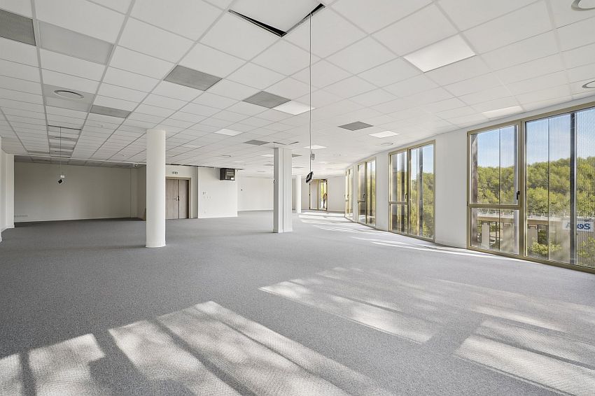 Bureau Location 06560 VALBONNE 1375 ROUTE DES DOLINES