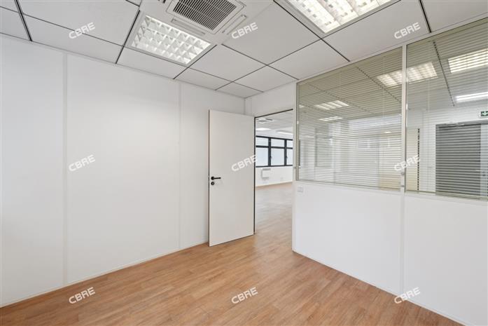 Bureau Location 92130 ISSY LES MOULINEAUX 16 RUE JEAN JACQUES ROUSSEAU