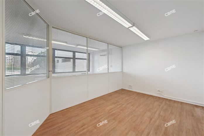 Bureau Location 92130 ISSY LES MOULINEAUX 16 RUE JEAN JACQUES ROUSSEAU