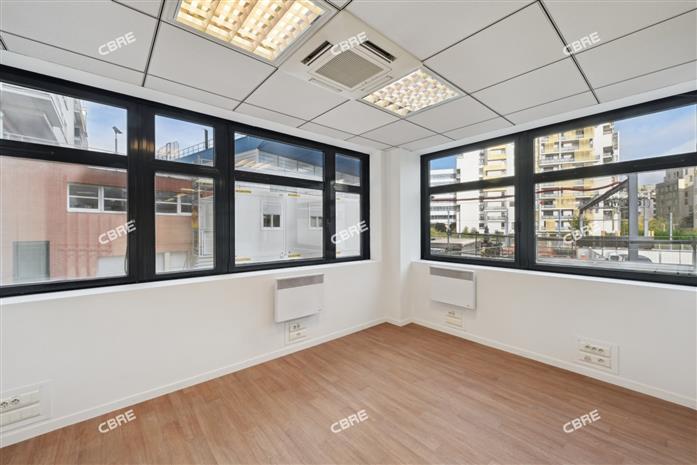 Bureau Location 92130 ISSY LES MOULINEAUX 16 RUE JEAN JACQUES ROUSSEAU