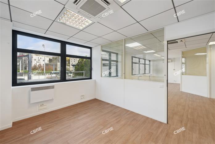Bureau Location 92130 ISSY LES MOULINEAUX 16 RUE JEAN JACQUES ROUSSEAU