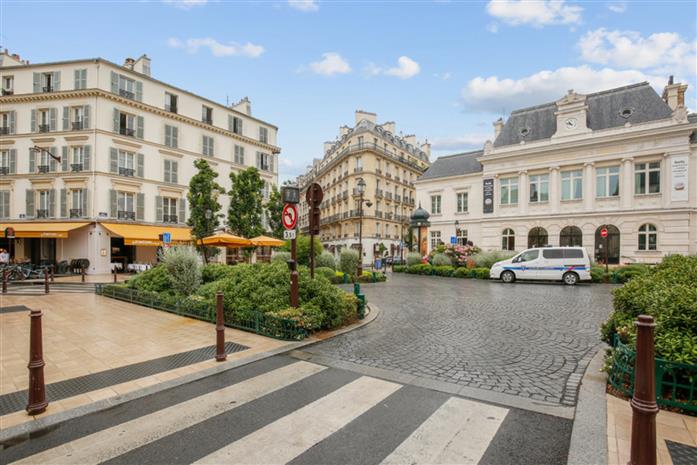 Bureau Location 92200 NEUILLY SUR SEINE