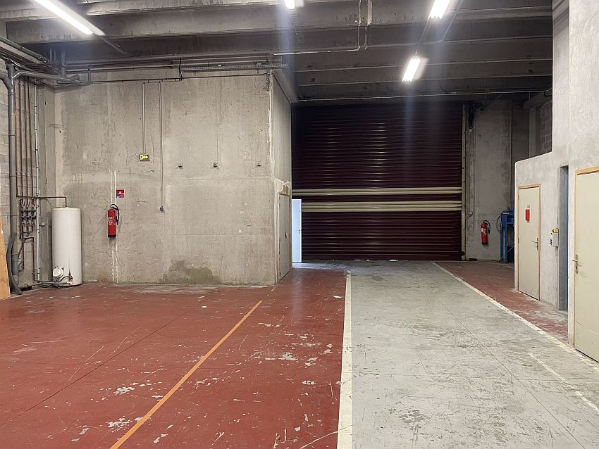 Local d'activités Location 06220 VALLAURIS 90 ROUTE DE FONT DE CINE